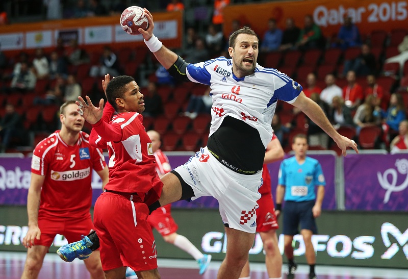 Вори: Србија серијом пораза покушава да нас завара